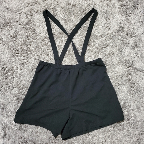 Shein Romper - Picture 2 of 3